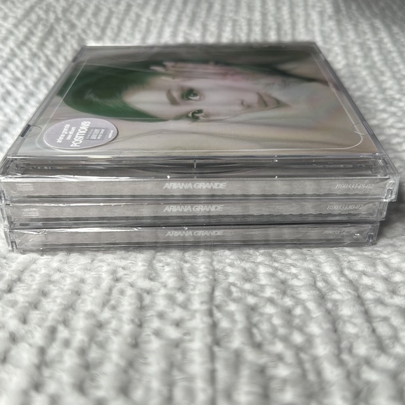 Ariana Grande All 3 Positions CD’s - Picture 3 of 3